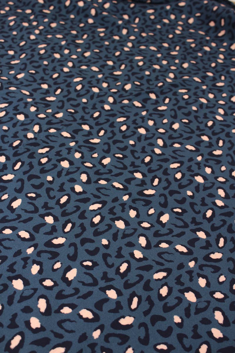 Bagheera Viskose Stoff in Blau