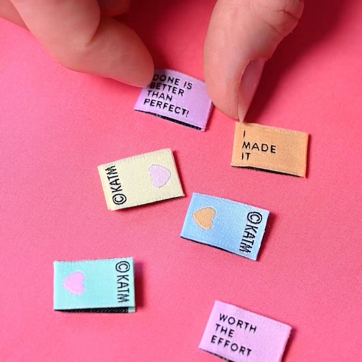 KATM gewebte Etiketten - Mighty Minis